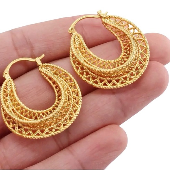 Hoop Earrings, 24k Gold plated Hoop Earrings, Big Hoop Earrings, Statement Hoop - Picture 3 of 9